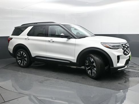 New 2026 Ford Explorer Platinum w/ LUX Leather Package AWD/4WD image 8
