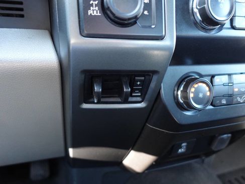 Used 2022 Ford F250 XLT w/ XLT Value Package image 41