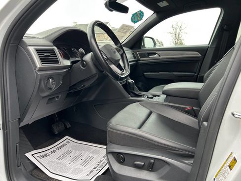 Used 2020 Volkswagen Atlas Cross Sport SE AWD/4WD image 15
