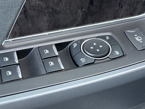 Used 2023 Ford F450 Lariat w/ Lariat Ultimate Package image 12