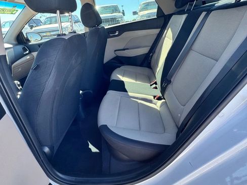 Used 2022 Hyundai Accent SE image 21