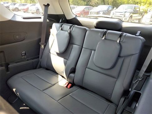 New 2025 Ford Explorer Active w/ Active Comfort Package image 67