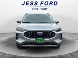 Used 2023 Ford Escape Platinum image 2