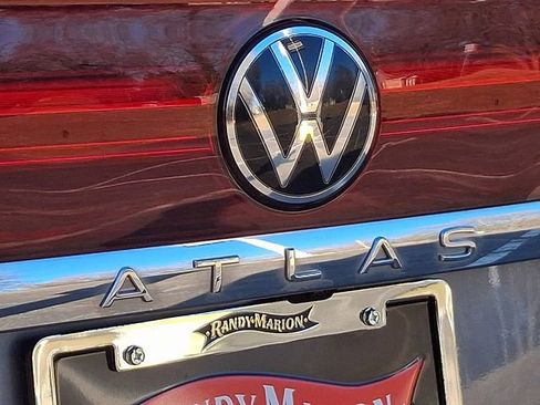 Used 2024 Volkswagen Atlas Cross Sport SE image 30