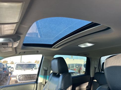 Used 2016 Toyota Tundra Limited w/ Limited Premium Package image 24