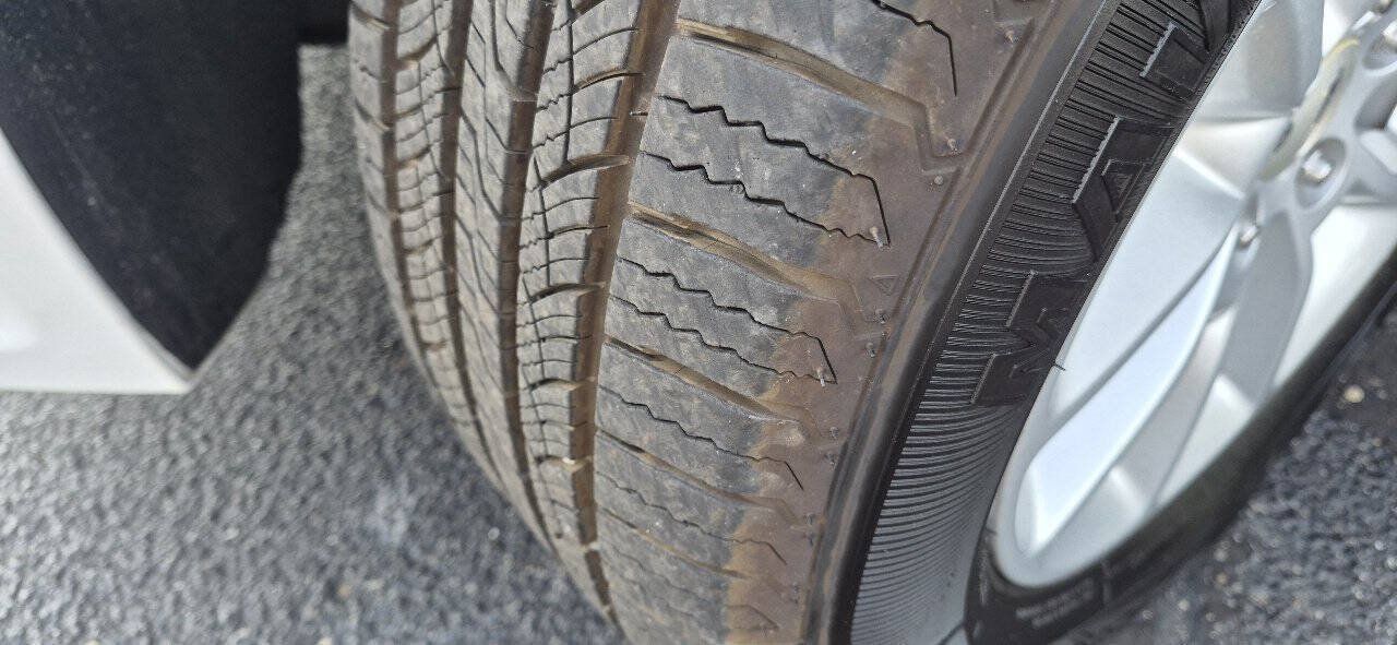 Used 2018 Ford Flex SE FWD image 11