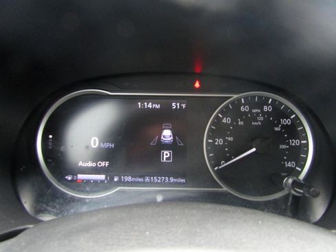 Used 2018 Nissan Kicks SR FWD image 16