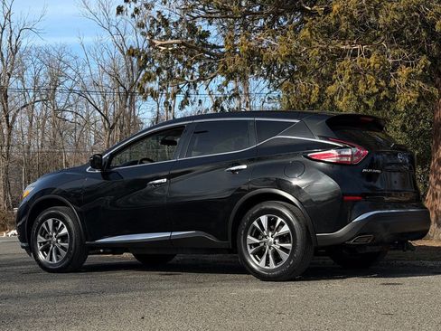 Used 2016 Nissan Murano S image 3