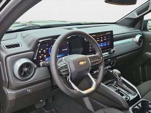 New 2026 Chevrolet Colorado LT image 3
