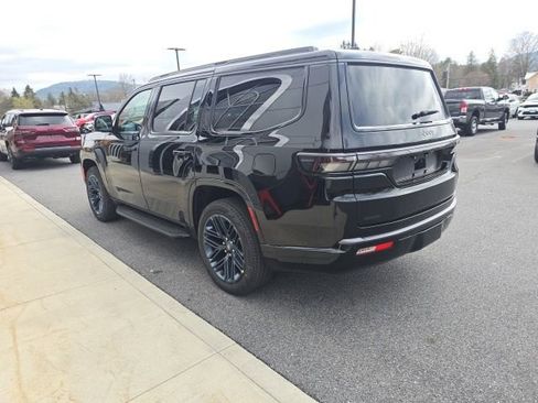 New 2026 Jeep Grand Wagoneer 4WD image 4