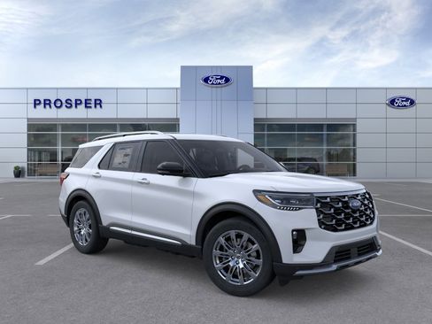 New 2026 Ford Explorer Platinum RWD image 7