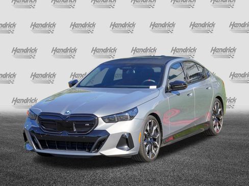 Used 2024 BMW i5 M60 w/ Premium Package AWD/4WD image 5
