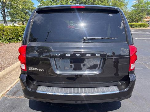 Used 2018 Dodge Grand Caravan SE w/ UConnect Hands-Free Group FWD image 7