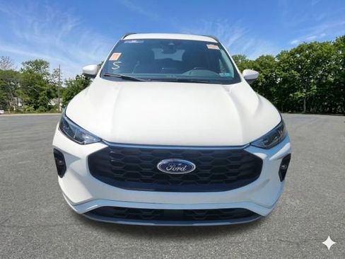 Used 2024 Ford Escape ST-Line Select AWD/4WD image 3