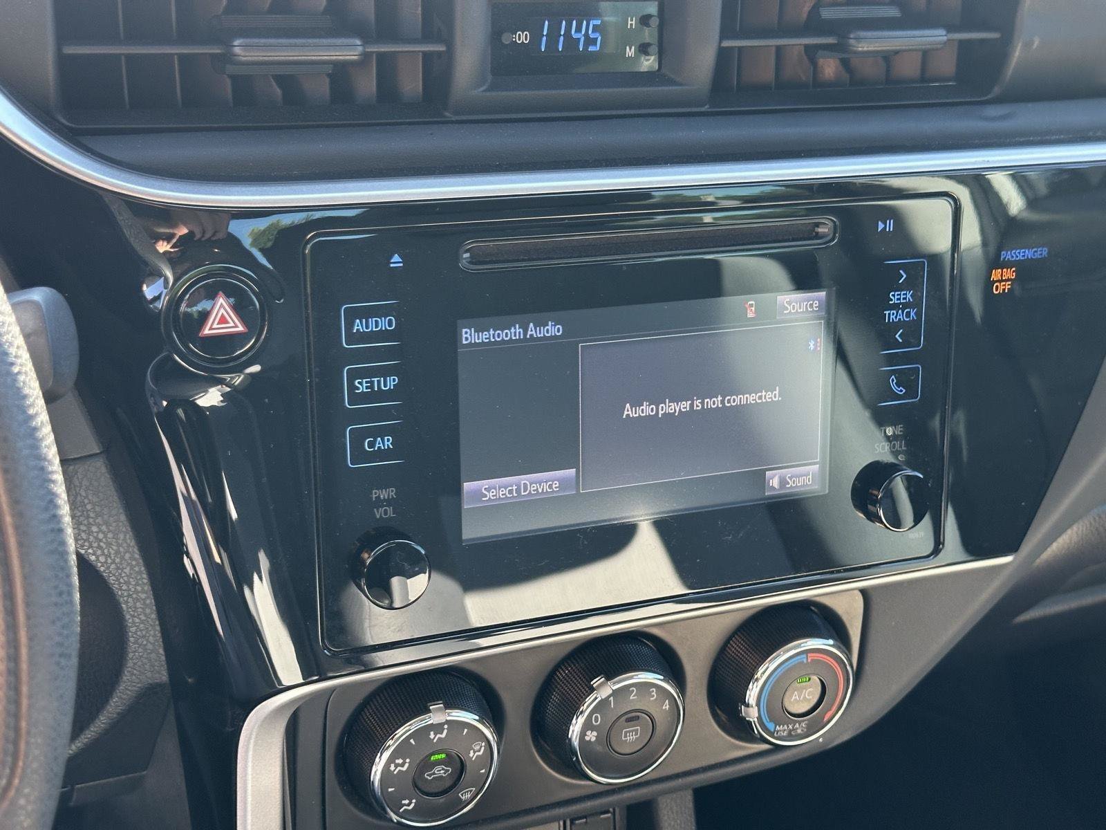 Used 2018 Toyota Corolla L FWD image 48