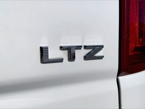 Used 2024 Chevrolet Silverado 1500 LTZ image 10