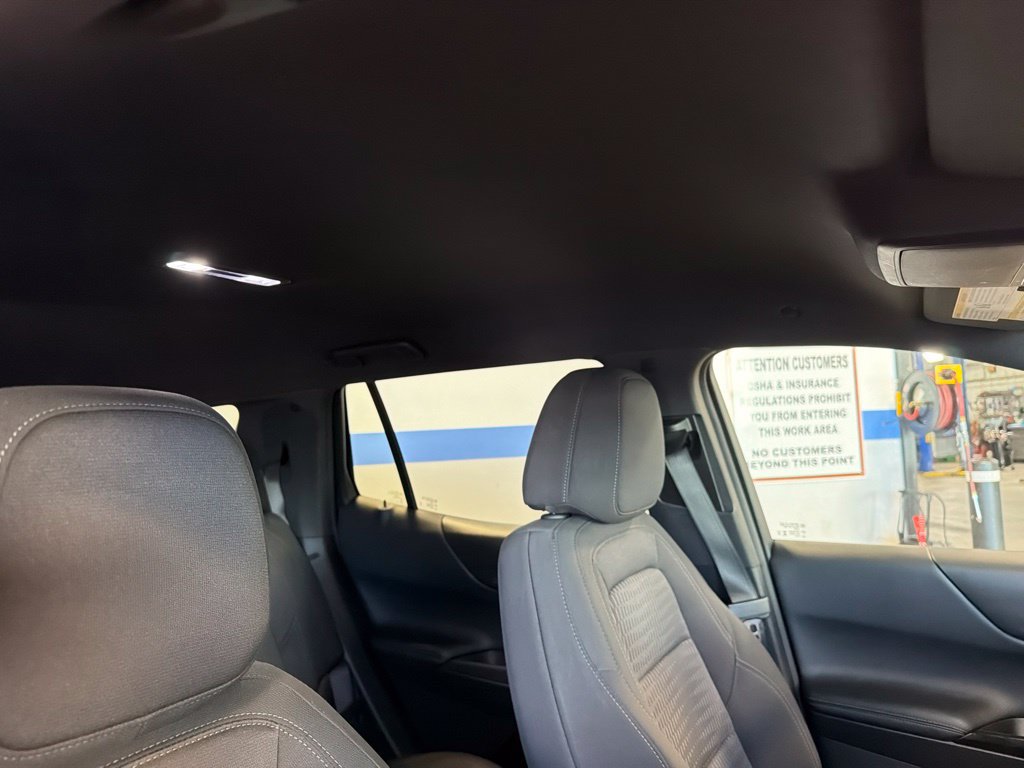 Used 2026 Chevrolet Equinox LT AWD/4WD image 32