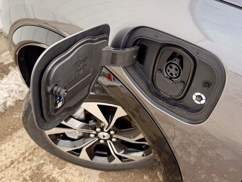 Used 2023 Ford Mustang Mach-E Premium image 40