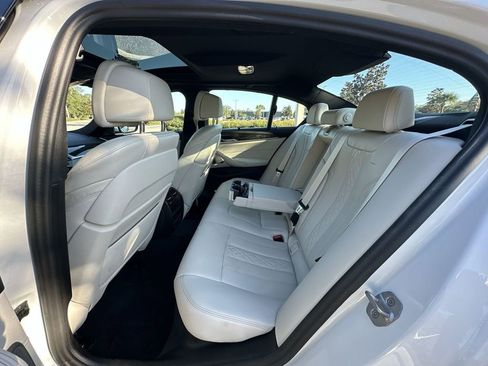 Certified 2023 BMW 530i w/ Executive Package image 27