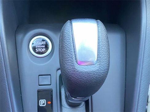 Used 2024 Nissan Kicks S image 20