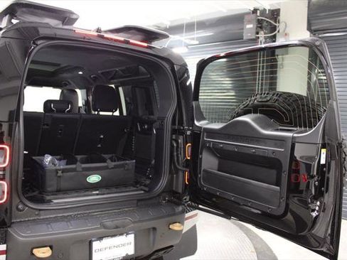 New 2026 Land Rover Defender 110 AWD/4WD image 48