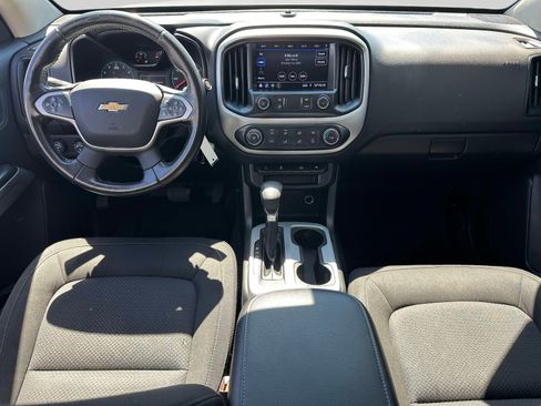 Used 2022 Chevrolet Colorado LT w/ LT Convenience Package AWD/4WD image 13