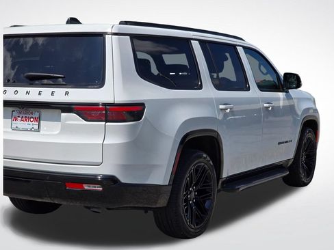Used 2025 Jeep Wagoneer Series II w/ Premium Group I AWD/4WD image 49