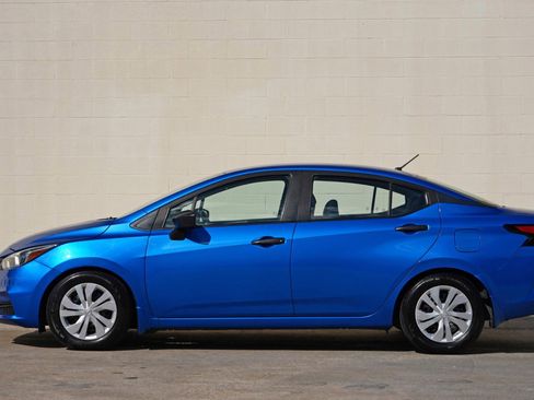 Used 2020 Nissan Versa S FWD image 9