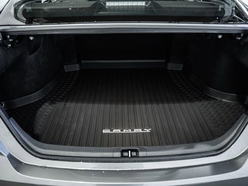 New 2026 Toyota Camry SE image 9