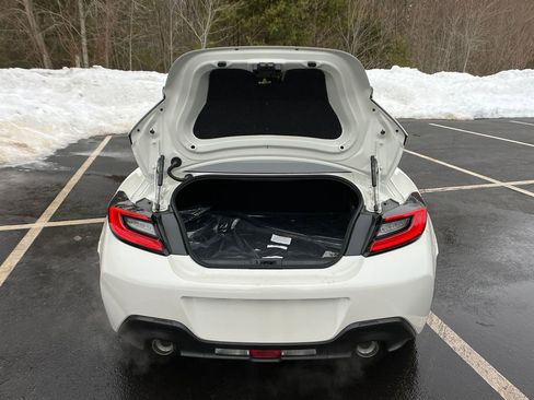 New 2026 Toyota GR86 Premium w/ Performance Package image 21