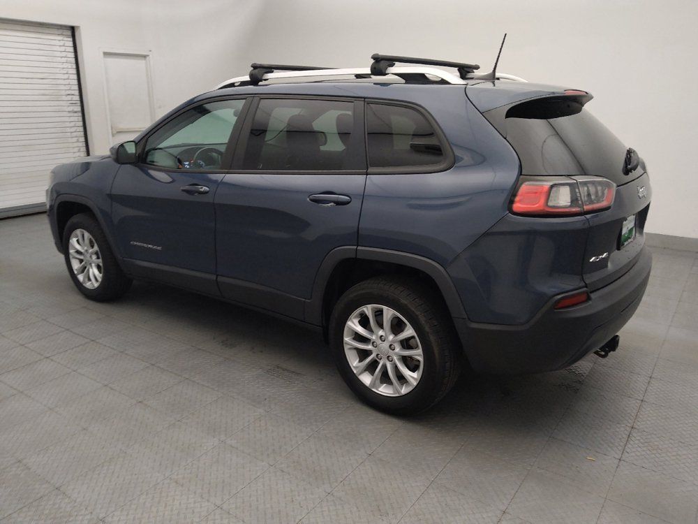 Used 2020 Jeep Cherokee Latitude w/ Cold Weather Group AWD/4WD image 3