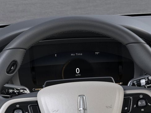 New 2026 Lincoln Corsair Premiere image 13