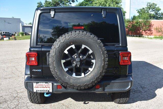 Used 2023 Jeep Wrangler Unlimited Sahara AWD/4WD image 7