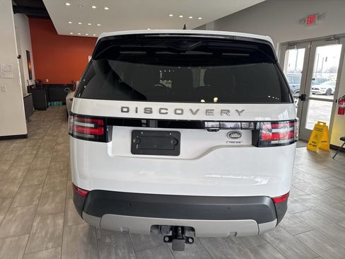 Used 2017 Land Rover Discovery HSE image 15