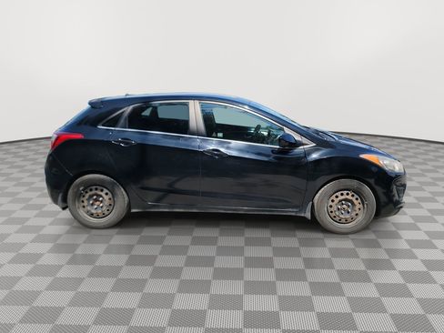Used 2016 Hyundai Elantra GT image 9