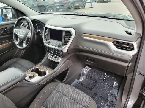 Used 2020 GMC Acadia SLE image 25