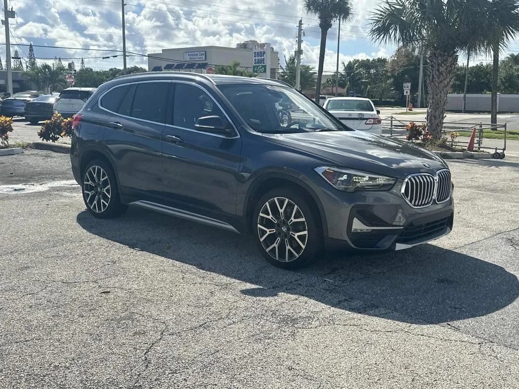 Used 2020 BMW X1 sDrive28i w/ Premium Package FWD image 4