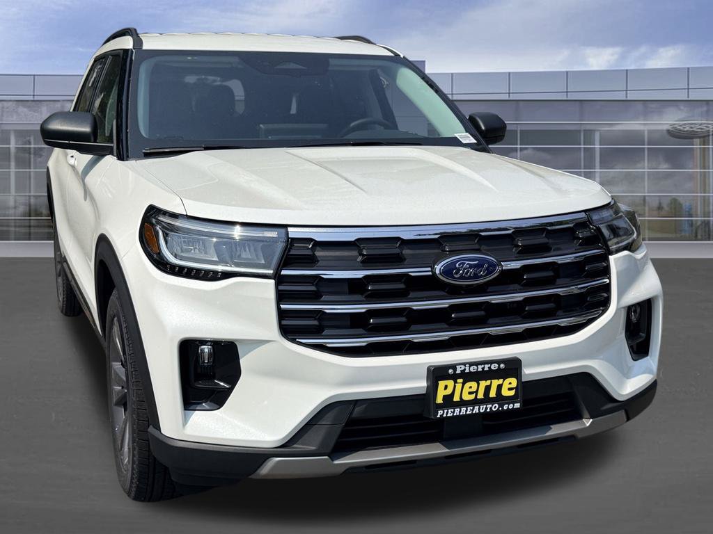 New 2026 Ford Explorer Active w/ Active Comfort Package AWD/4WD image 2