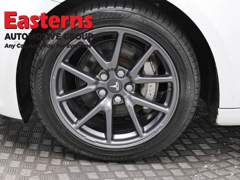 Used 2018 Tesla Model 3 Long Range image 26