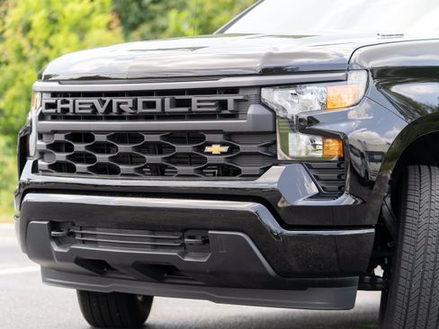 Used 2026 Chevrolet Silverado 1500 Custom RWD image 37
