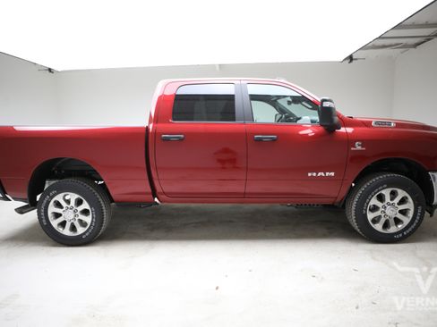 New 2026 RAM 2500 Lone Star AWD/4WD image 6