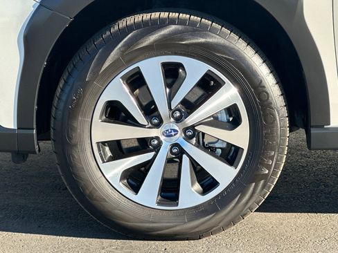 Used 2024 Subaru Outback Premium image 25