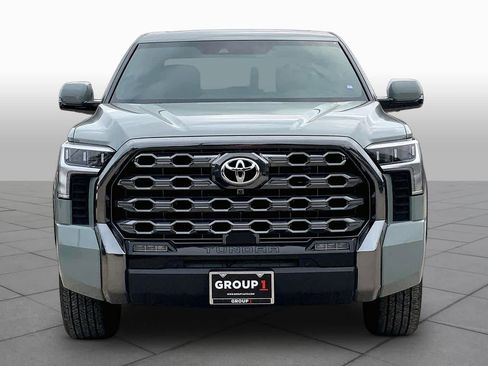 Used 2025 Toyota Tundra Platinum AWD/4WD image 4