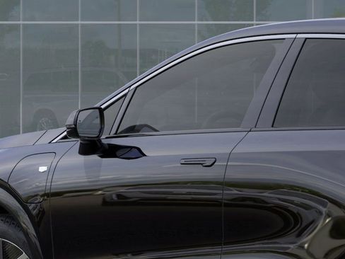 New 2025 Cadillac Optiq Luxury 2 w/ LPO, Floor Liner Package image 12