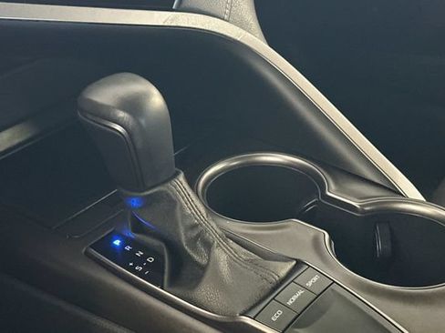 Certified 2023 Toyota Camry SE FWD image 24