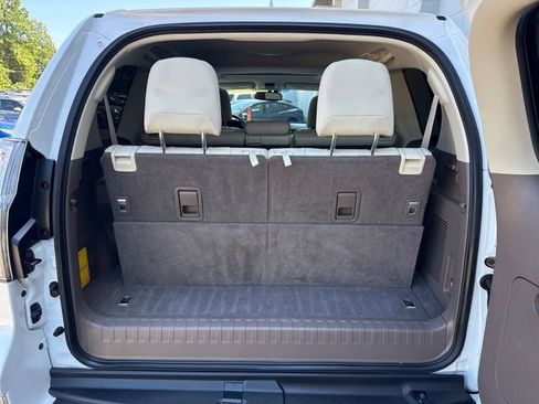 Used 2018 Lexus GX 460 Premium w/ Premium Package AWD/4WD image 14