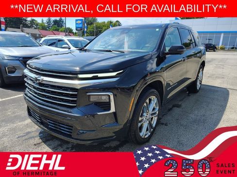 Certified 2025 Chevrolet Traverse High Country w/ LPO, Floor Liner Package AWD/4WD image 1