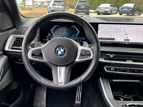 Certified 2025 BMW X5 xDrive40i image 6