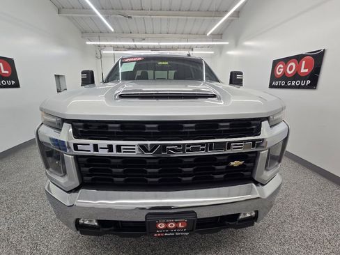 Used 2023 Chevrolet Silverado 2500 LT w/ Convenience Package image 2