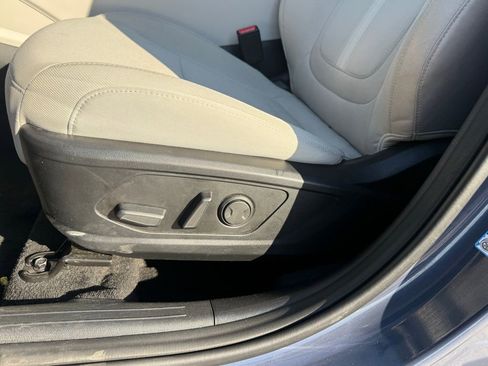 Used 2025 Hyundai Tucson SEL FWD image 8